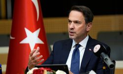 Bakan Bayraktar, KKTC ve Botsvana Enerji Bakanlarıyla Görüştü