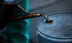 ABD'nin Ticari Ham Petrol Stokları 3 Milyon Varil Azaldı