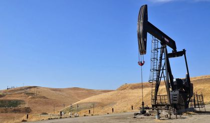 ABD'nin Ticari Ham Petrol Stokları Arttı
