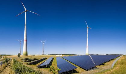 Akdeniz Bölgesinde 2030'a Kadar 1 Teravat Yenilenebilir Enerji Kapasitesi Hedefleniyor