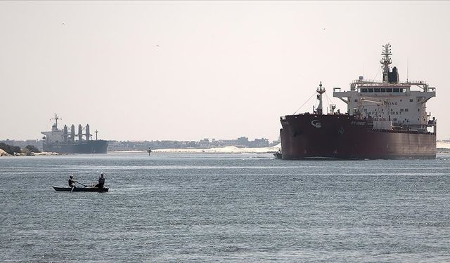 Mısır, Süveyş Körfezi'nde Yeni Bir Petrol Sahası Keşfettiğini Duyurdu