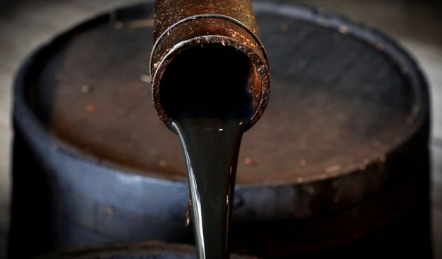 Brent Petrolün Varili 72,68 Dolardan İşlem Görüyor