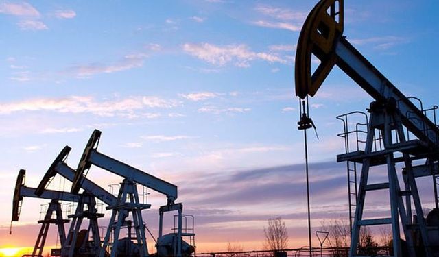 ABD'nin Ham Petrol Stokları 1,7 Milyon Varil Arttı