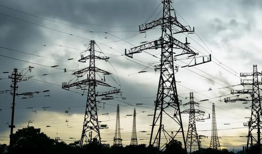 AB'nin Elektrik Üretiminde Güneş Enerjisinin Payı 2024'te İlk Kez Kömürü Geride Bıraktı