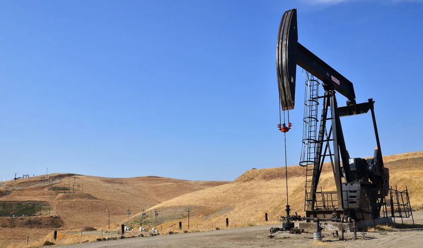 Türkiye'nin Petrol İthalatı Ekimde Yüzde 13,7 Arttı