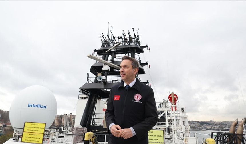 Bakan Bayraktar, Karadeniz'de Görev Yapacak 6. Sondaj Gemisinin Çarşamba Günü Mersin'de Olacak